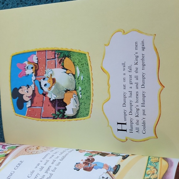 Bundle of 3 kids books - Picture 10 of 10